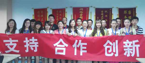 join_photo02.jpg join_photo02.jpg